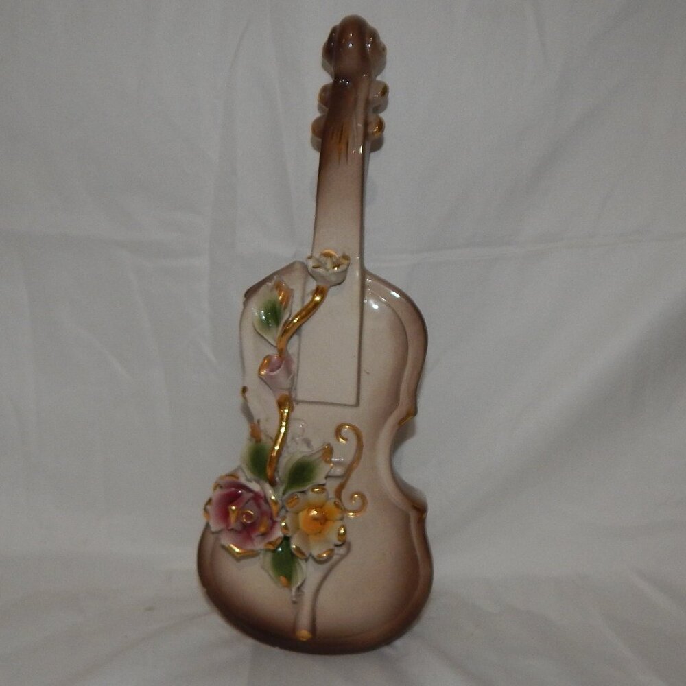 Capodimonte porcelain violin figurine